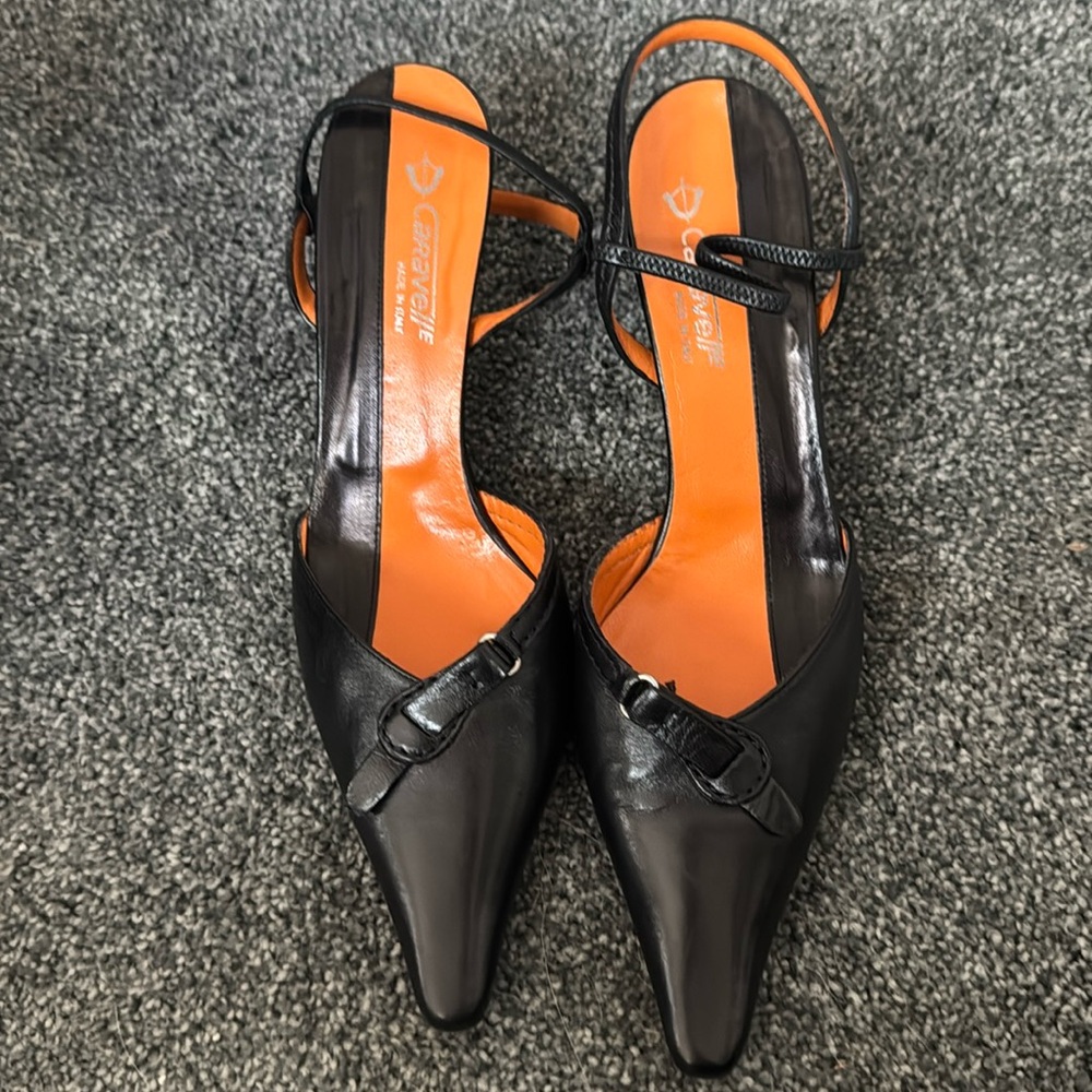 Caravelle Italian heels